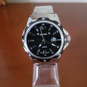 Brand New Skone Black and Silver Quartz Men's Watch